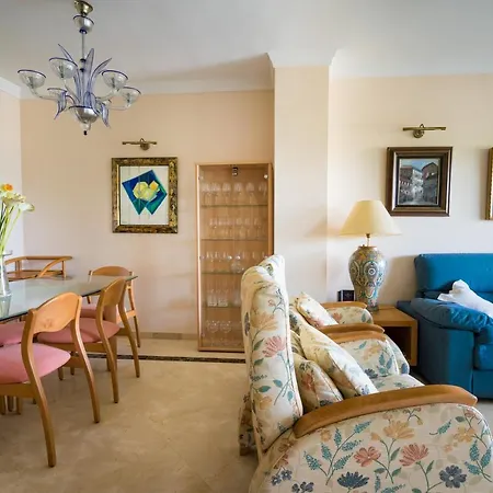 Espectacular Primera Linea De Playa Apartment